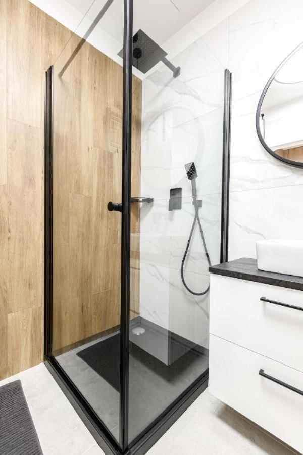 Urban Chic - Studio Apartment - Odra View&Witolda ヴロツワフ エクステリア 写真