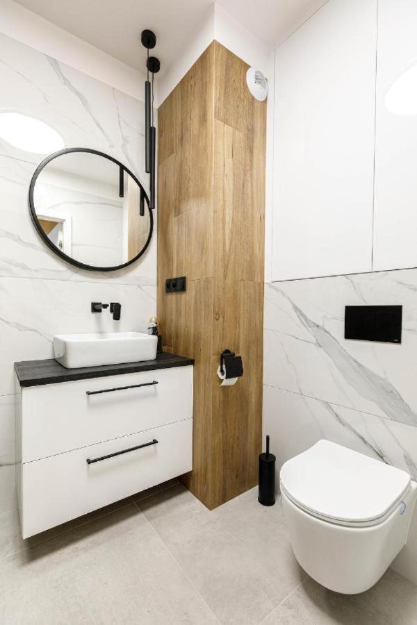 Urban Chic - Studio Apartment - Odra View&Witolda ヴロツワフ エクステリア 写真