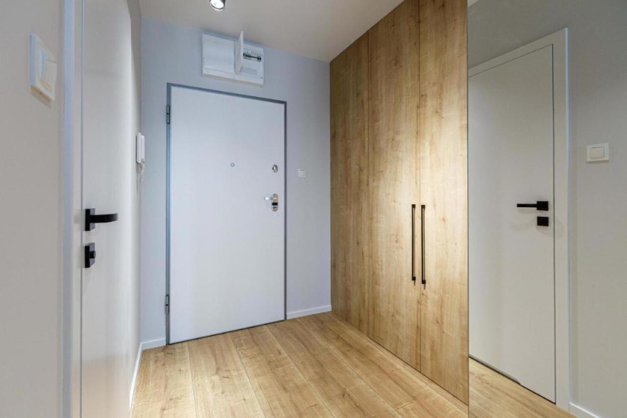 Urban Chic - Studio Apartment - Odra View&Witolda ヴロツワフ エクステリア 写真